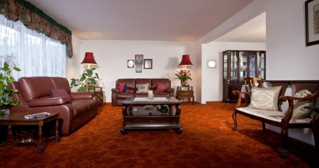 Wild Rose Bed & Breakfast Саскатун Екстер'єр фото